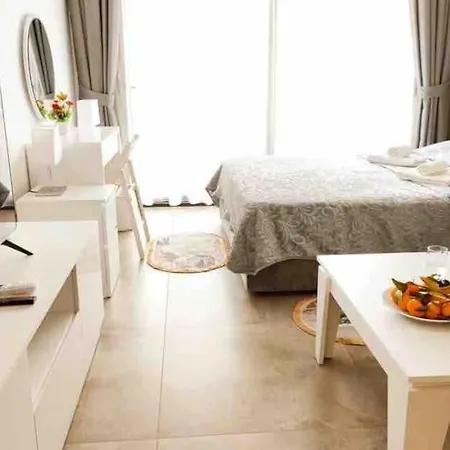 Caesar Resort Italus Home Beach Trikomo Exterior foto